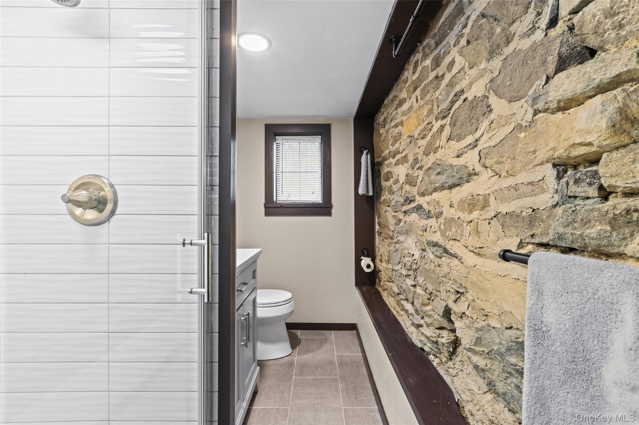 Single Family Spring Valley  Out Of Area, NY 18080, MLS-935179-33