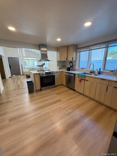 Single Family Floral Nassau County, NY 11714, MLS-935180-14