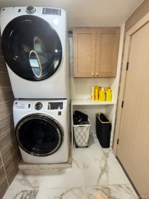 Single Family Floral Nassau County, NY 11714, MLS-935180-17