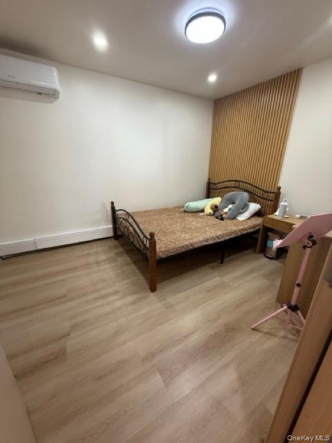 Single Family Floral Nassau County, NY 11714, MLS-935180-9