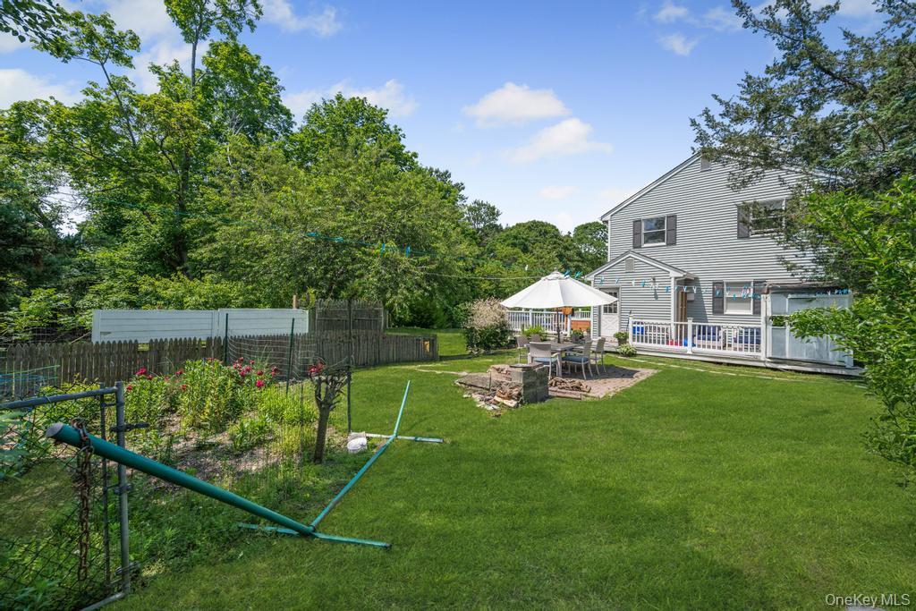 Single Family Cooks  Suffolk County, NY 11977, MLS-935189-10