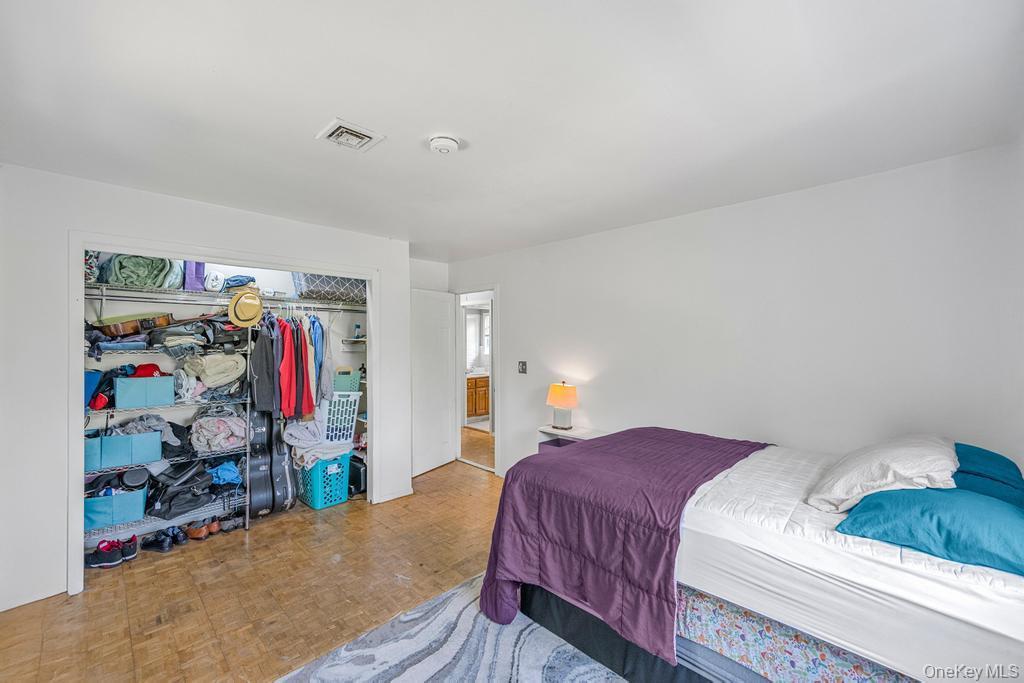 Single Family Cooks  Suffolk County, NY 11977, MLS-935189-25