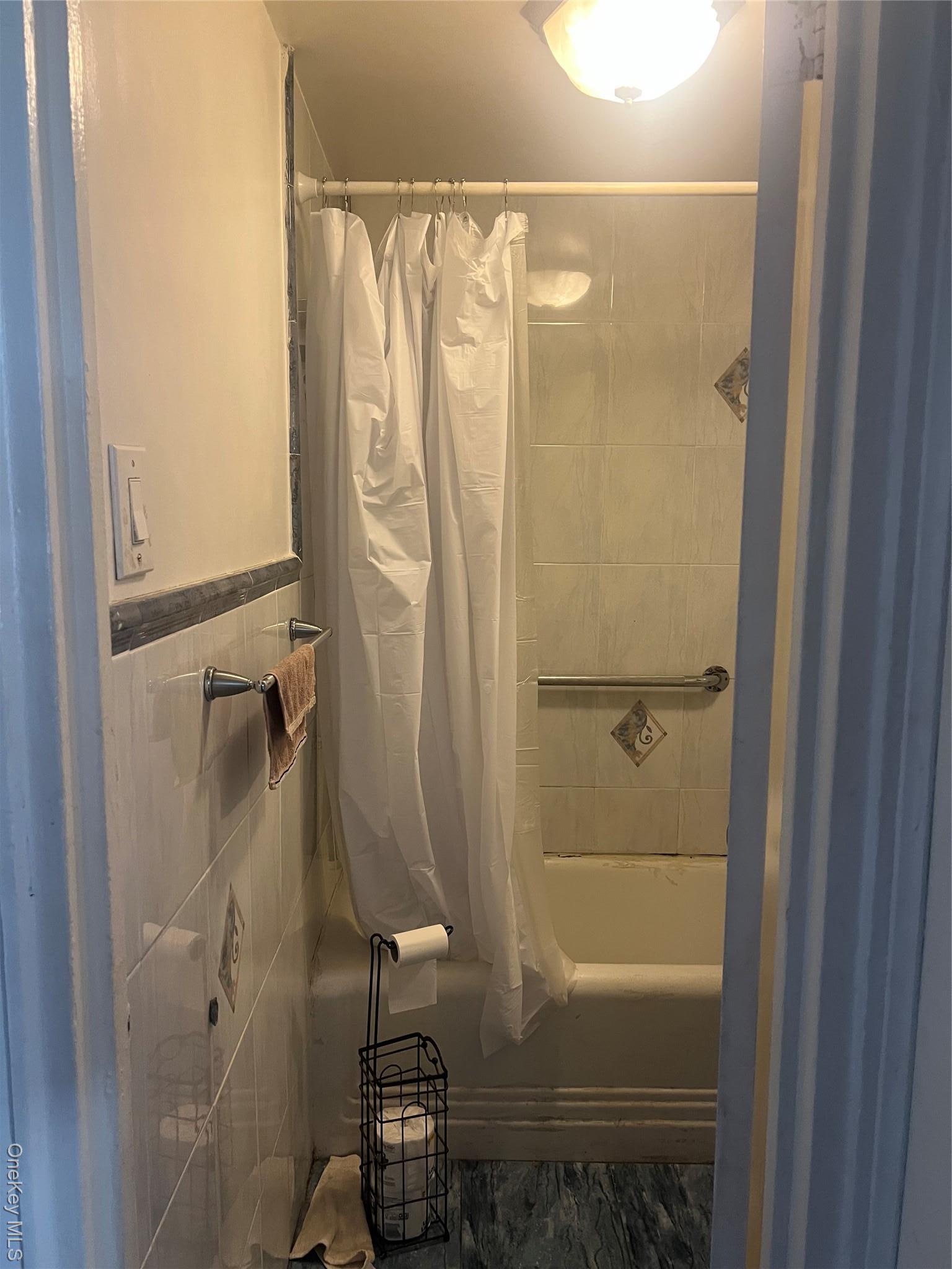 Single Family Decatur  Brooklyn, NY 11233, MLS-935201-7