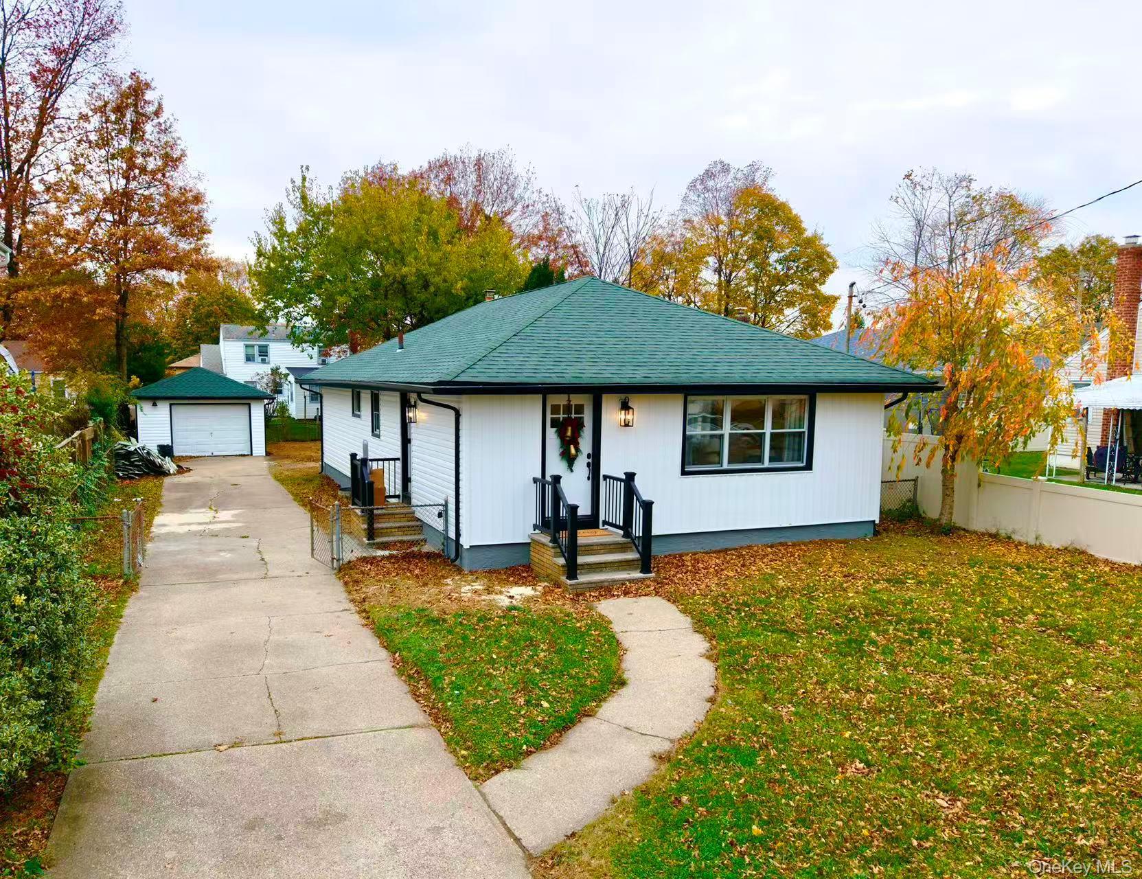 Single Family Kennedy  Nassau County, NY 11550, MLS-935204-2