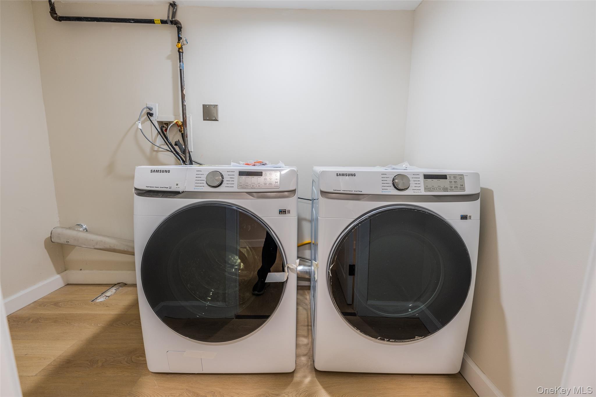 Single Family Kennedy  Nassau County, NY 11550, MLS-935204-27