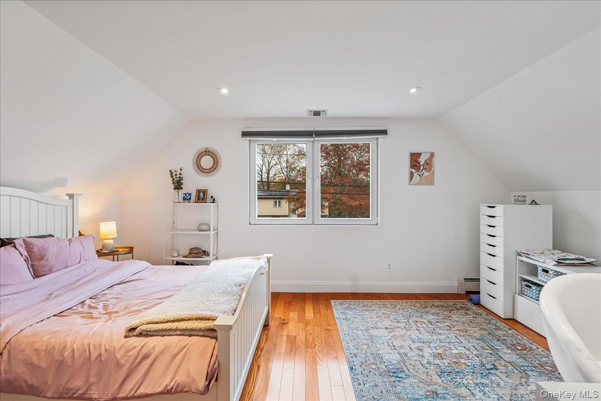 Single Family Express Suffolk County, NY 11779, MLS-935218-14