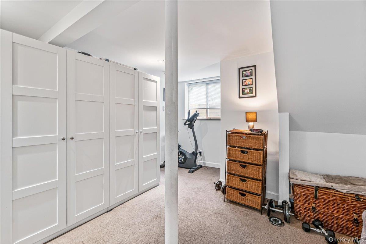 Single Family Express Suffolk County, NY 11779, MLS-935218-24