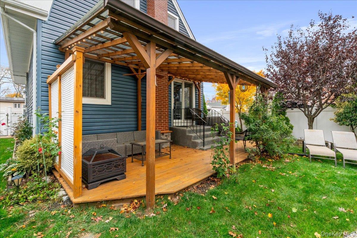 Single Family Express Suffolk County, NY 11779, MLS-935218-28