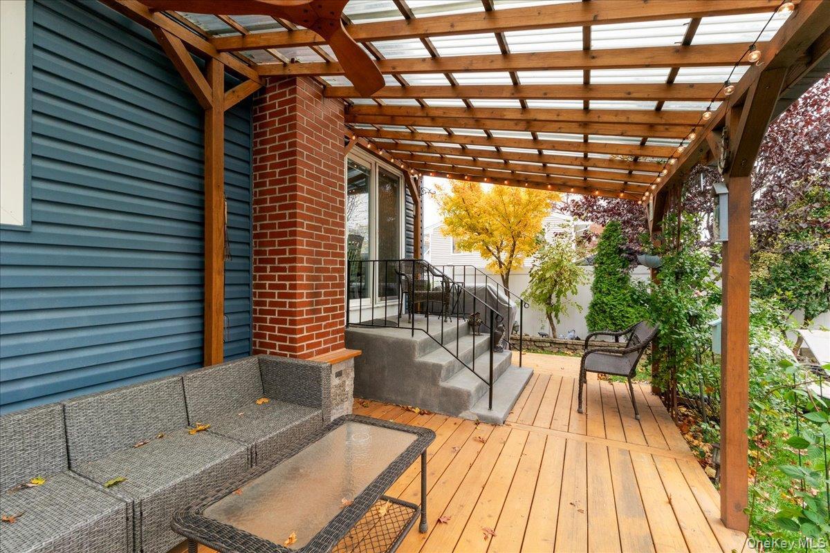 Single Family Express Suffolk County, NY 11779, MLS-935218-29