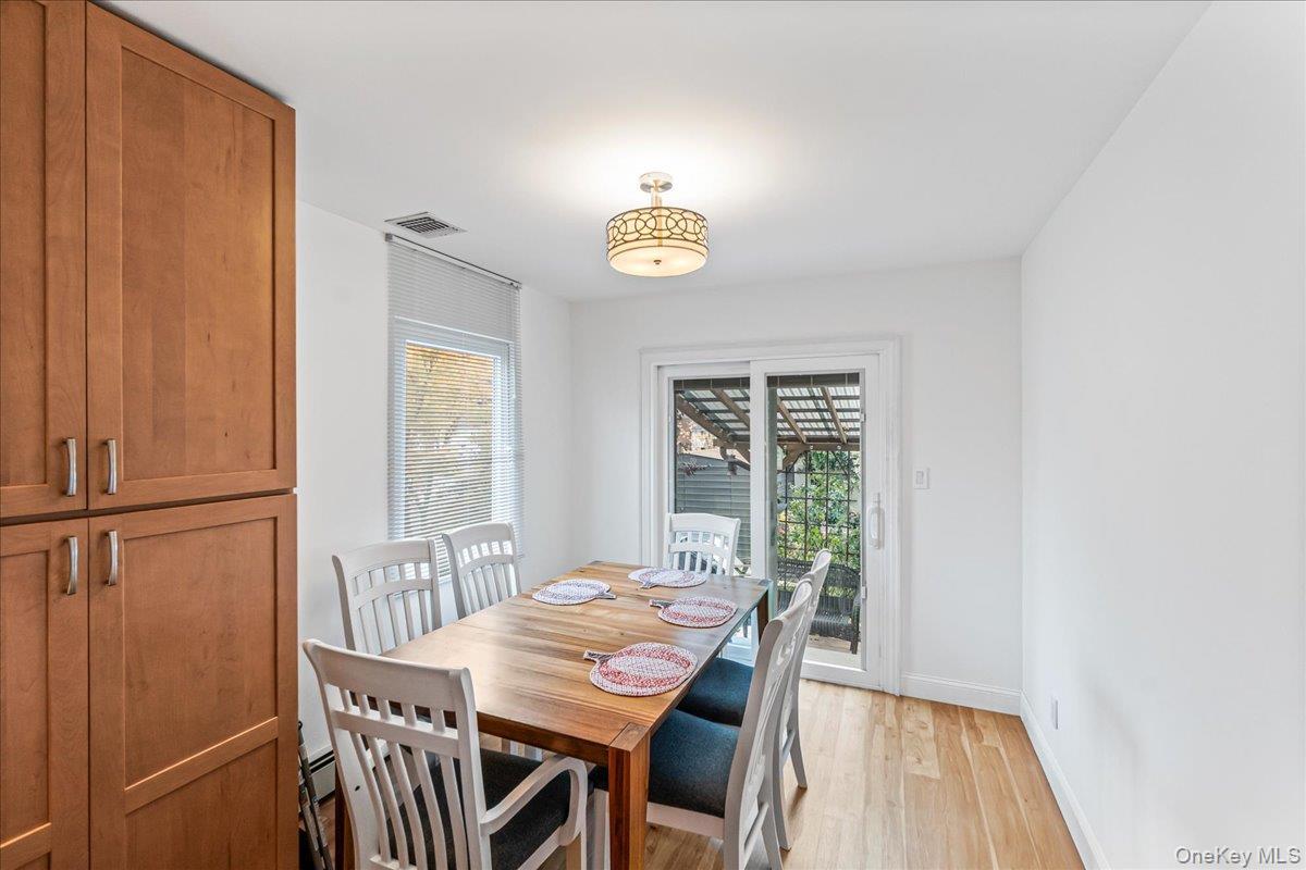 Single Family Express Suffolk County, NY 11779, MLS-935218-6