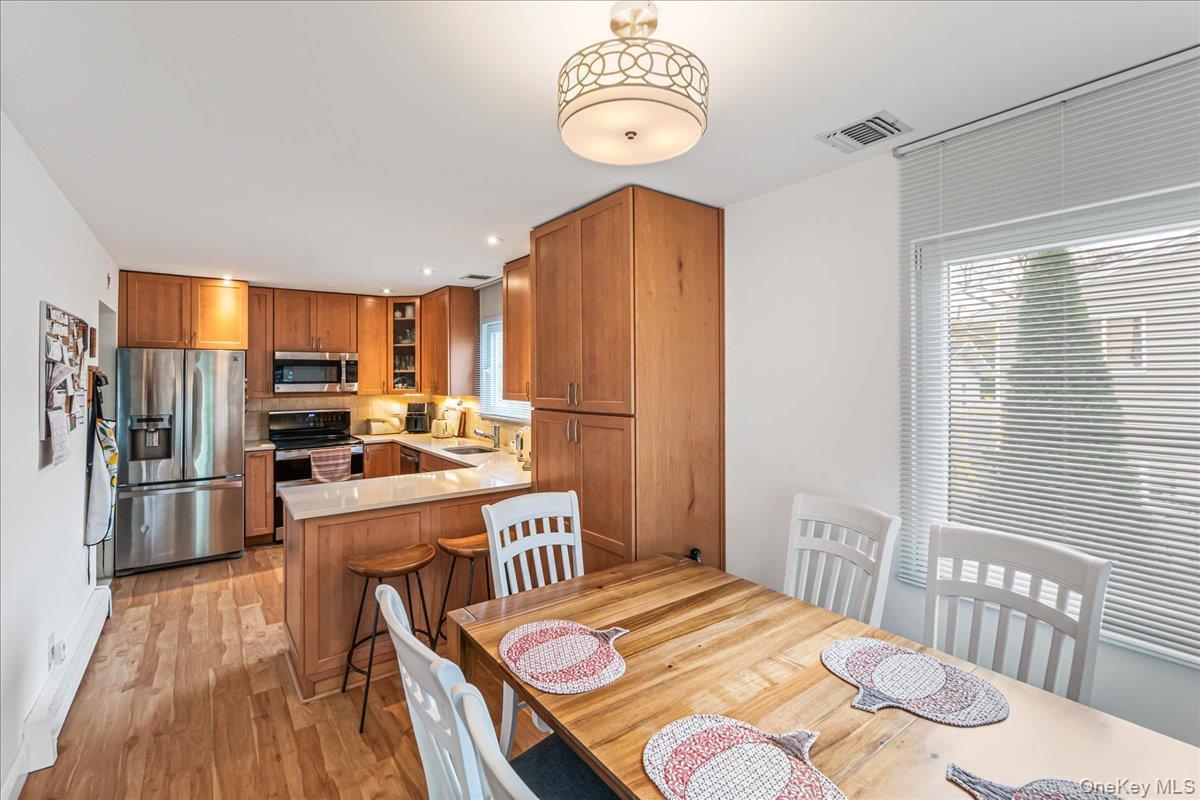 Single Family Express Suffolk County, NY 11779, MLS-935218-7