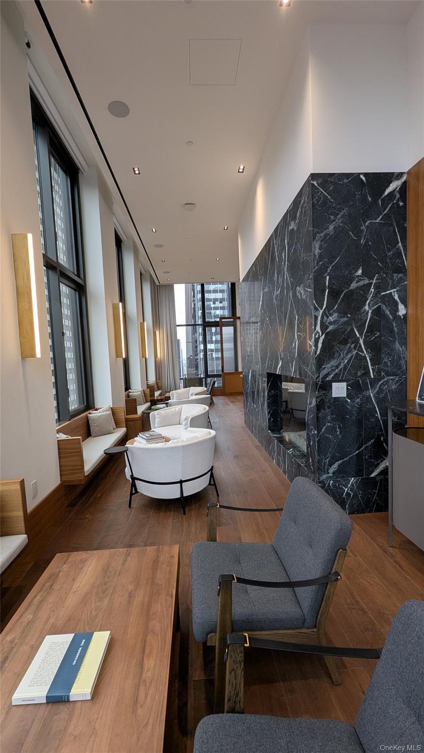 Apartment 47th  Manhattan, NY 10017, MLS-935222-15