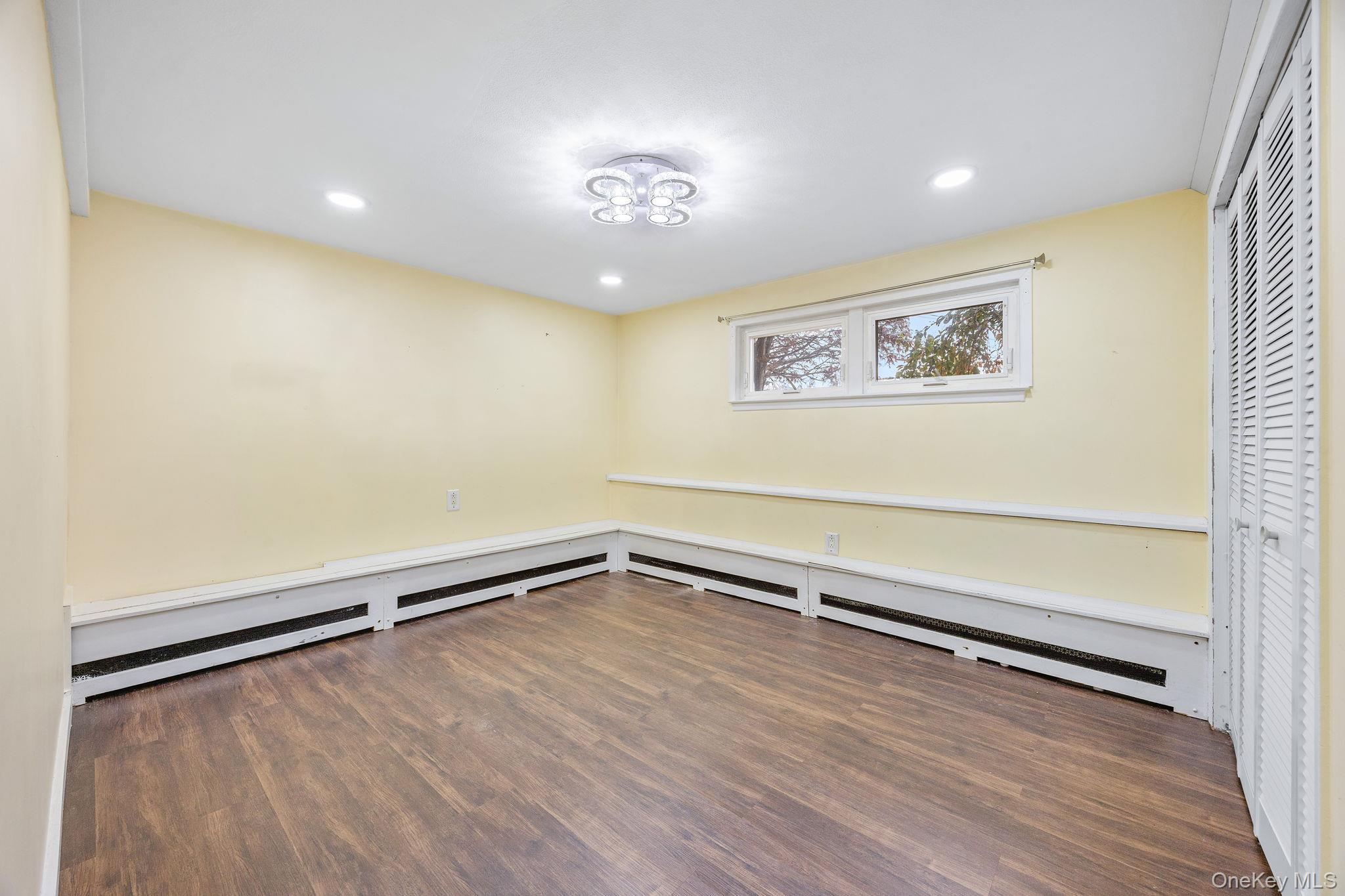 Single Family Hilton Nassau County, NY 11801, MLS-935247-14