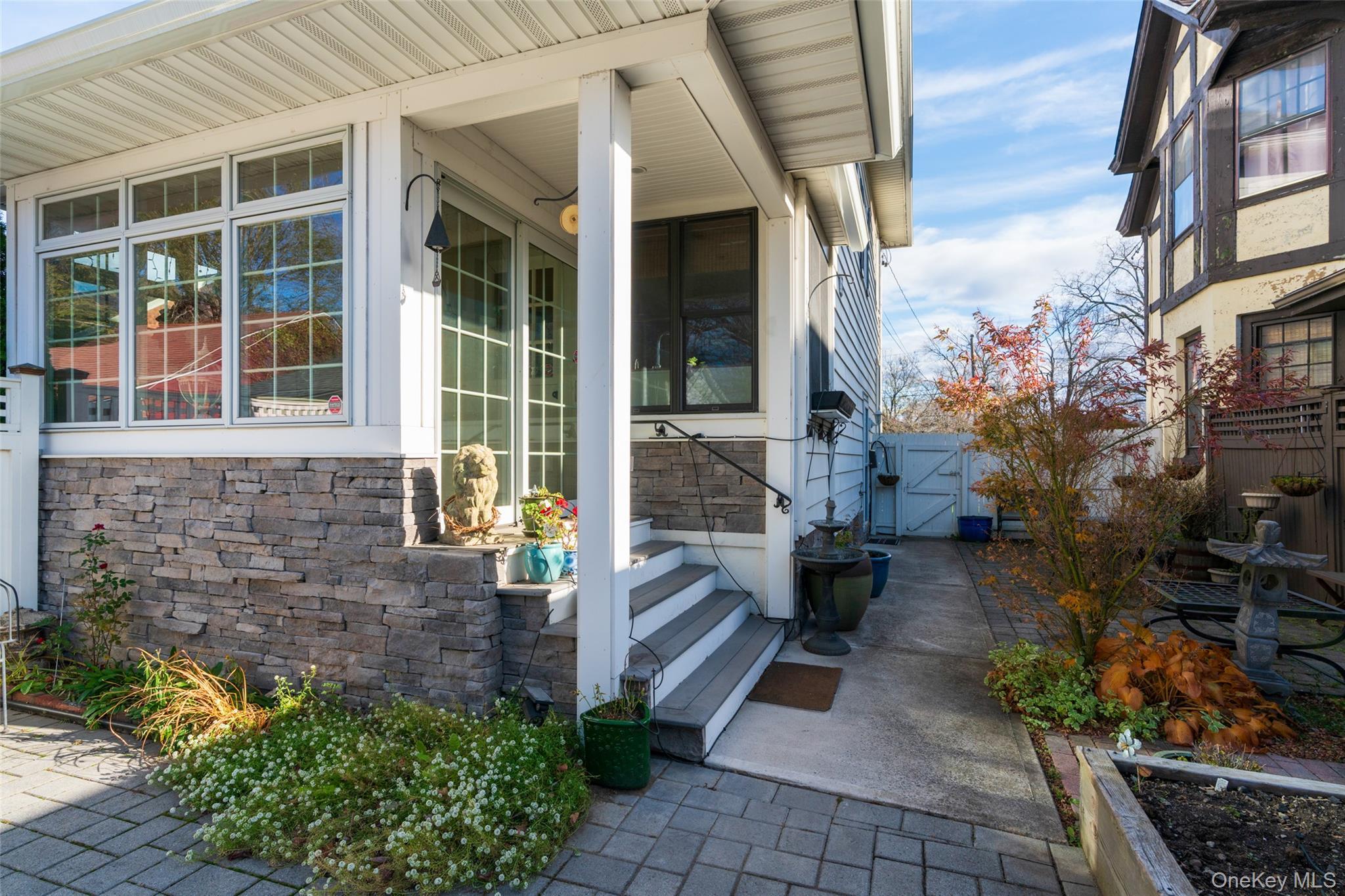 Single Family Albany  Ulster County, NY 12401, MLS-935251-10
