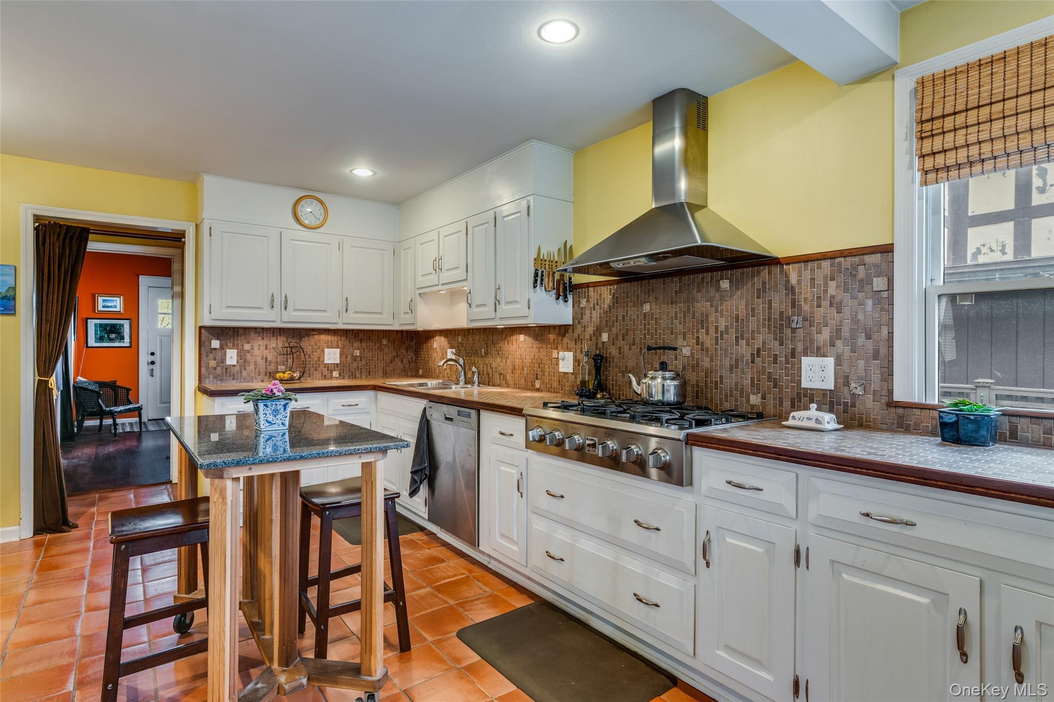 Single Family Albany  Ulster County, NY 12401, MLS-935251-20