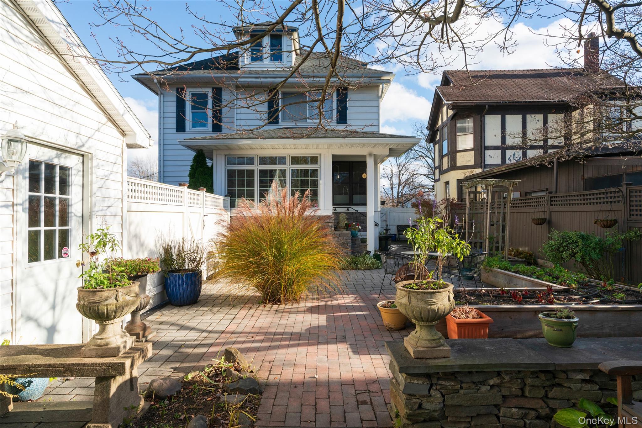 Single Family Albany  Ulster County, NY 12401, MLS-935251-39