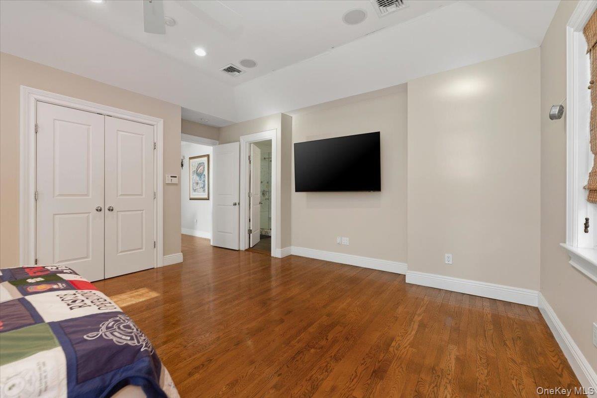 Single Family Dutchess Boulevard  Nassau County, NY 11509, MLS-935252-23