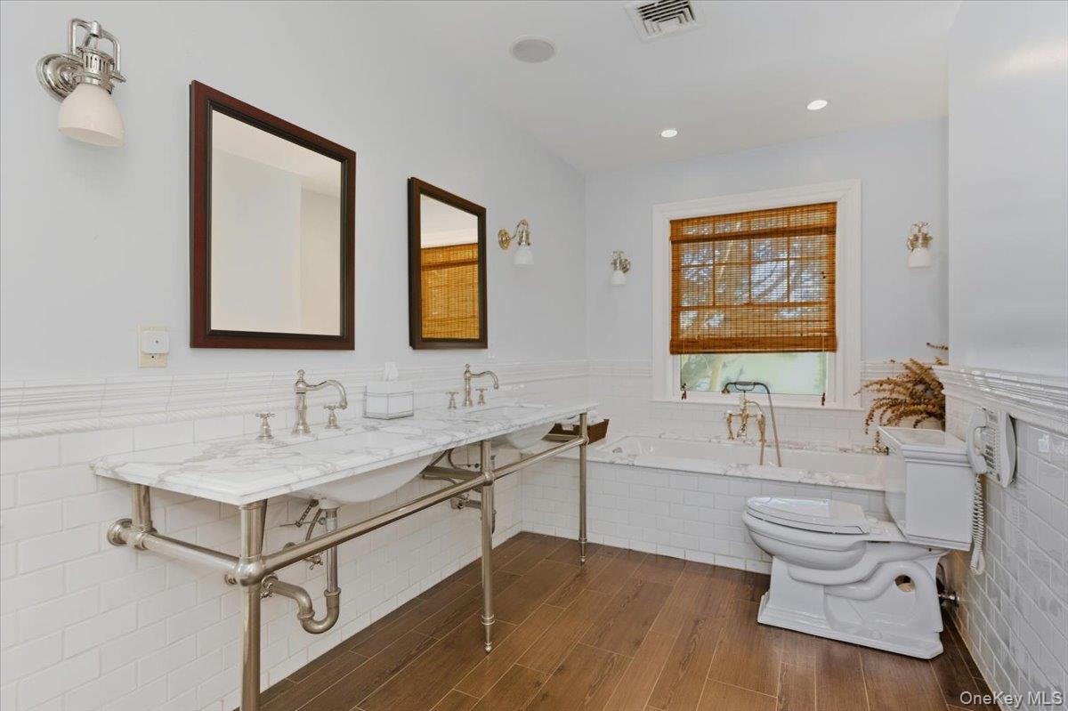 Single Family Dutchess Boulevard  Nassau County, NY 11509, MLS-935252-26
