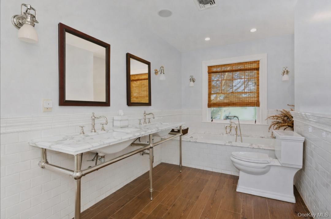 Single Family Dutchess Boulevard  Nassau County, NY 11509, MLS-935252-27