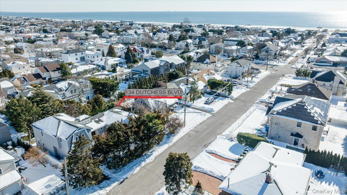 Single Family Dutchess Boulevard  Nassau County, NY 11509, MLS-935252-40