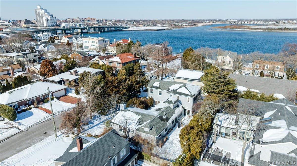 Single Family Dutchess Boulevard  Nassau County, NY 11509, MLS-935252-41