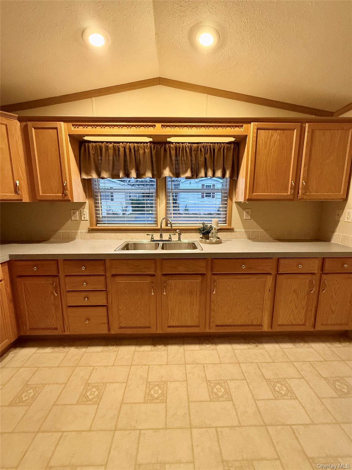 Single Family Mountain  Rockland County, NY 10980, MLS-935298-8