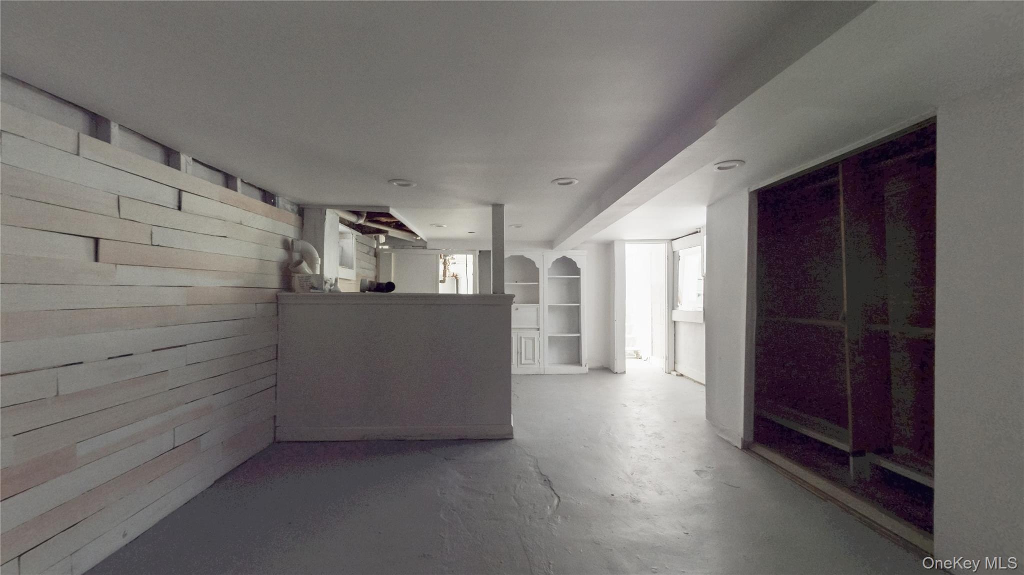 Single Family Manse  Queens, NY 11375, MLS-935299-18