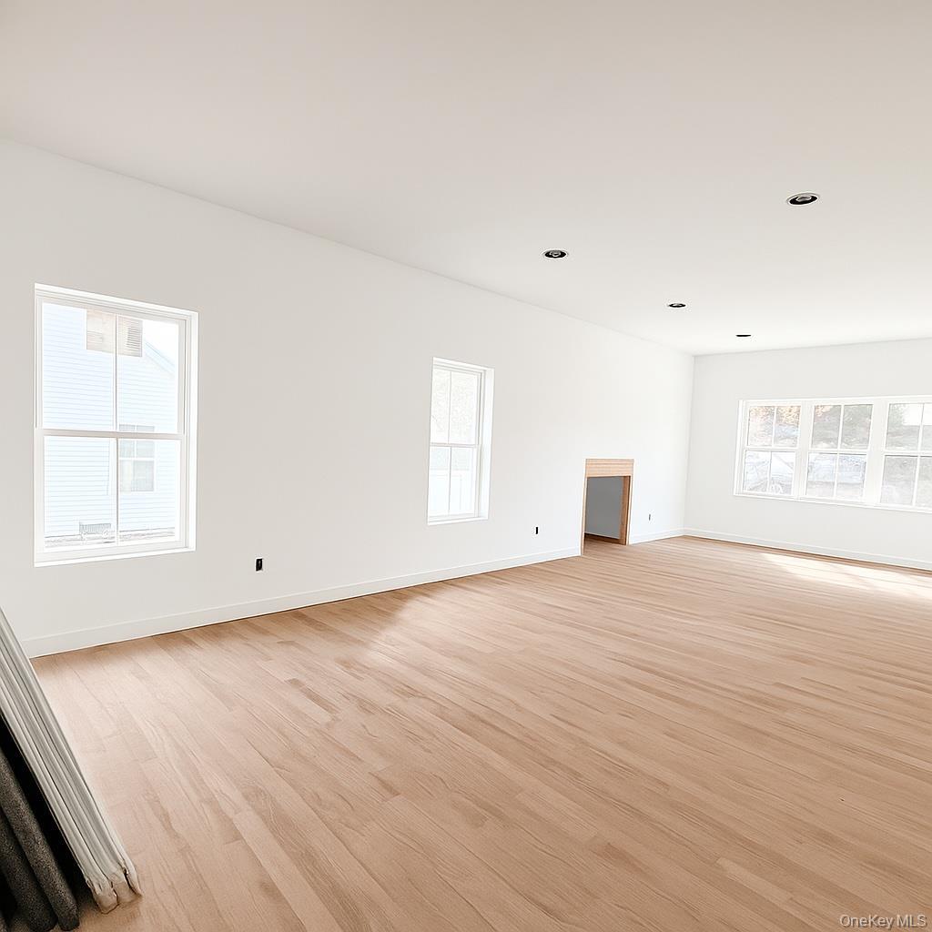 Single Family Fox Run Suffolk County, NY 11961, MLS-935307-9