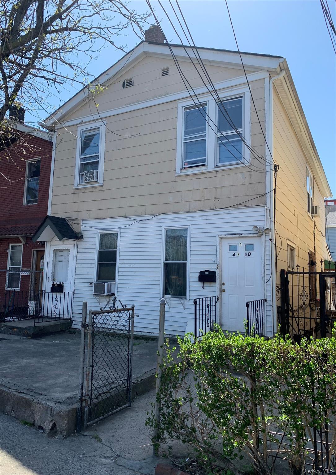 Single Family Junction  Queens, NY 11368, MLS-935321-2