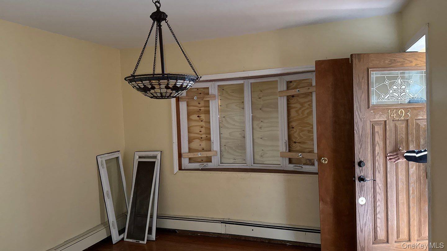 Single Family Rosser  Nassau County, NY 11003, MLS-935330-2