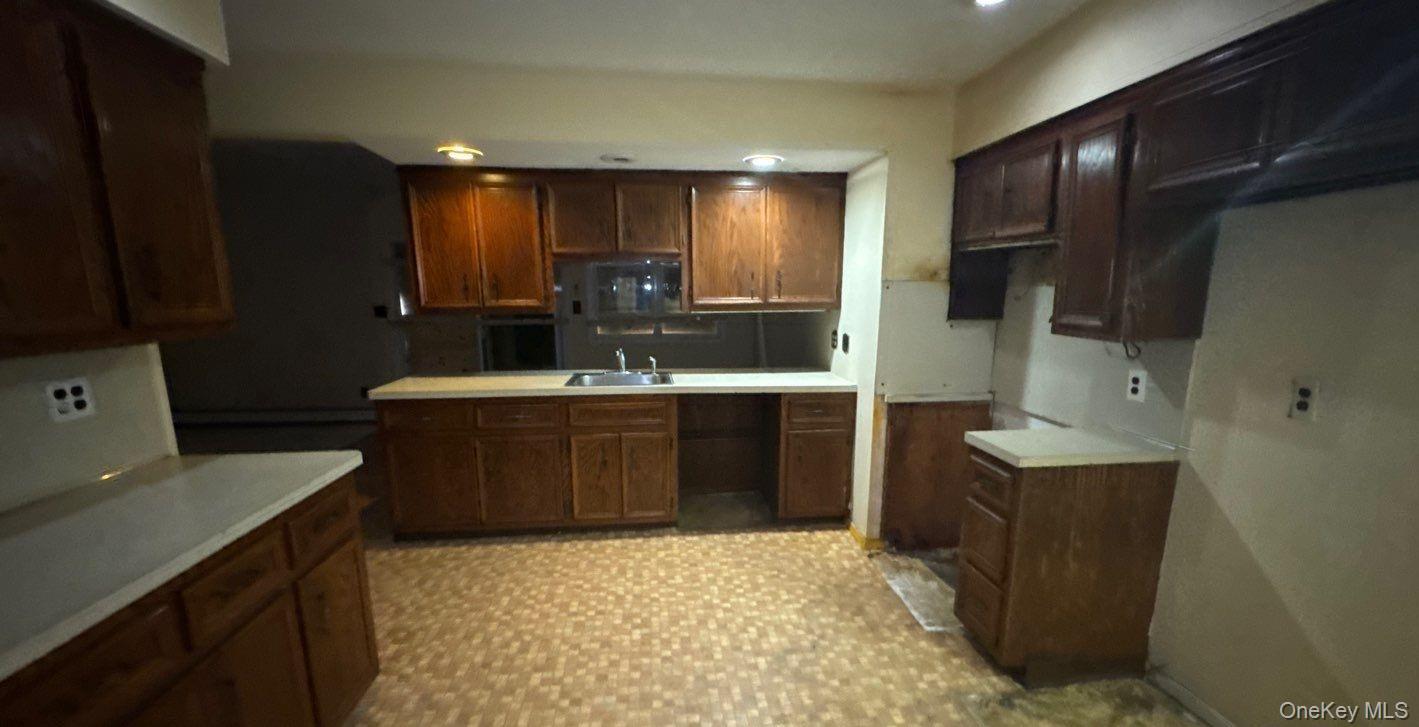 Single Family Rosser  Nassau County, NY 11003, MLS-935330-3