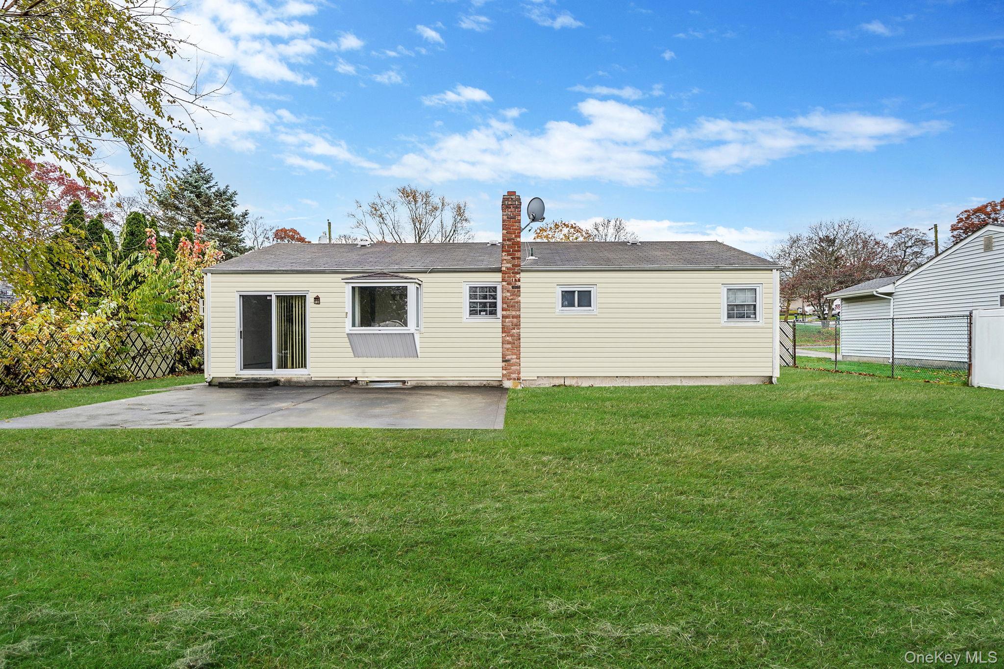 Single Family Rose Suffolk County, NY 11784, MLS-935359-21