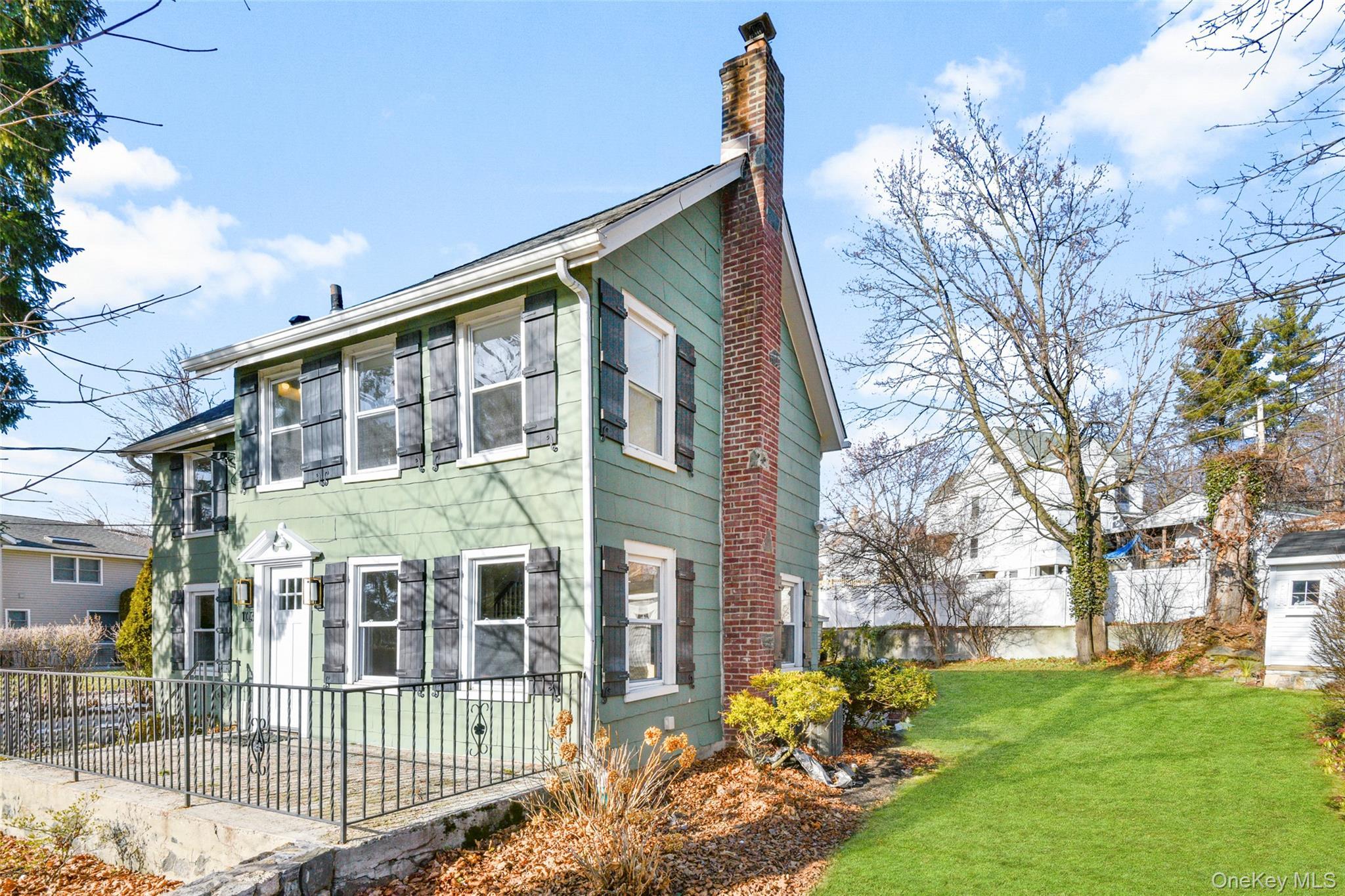 Single Family Old White Plains  Westchester County, NY 10591, MLS-935362-2