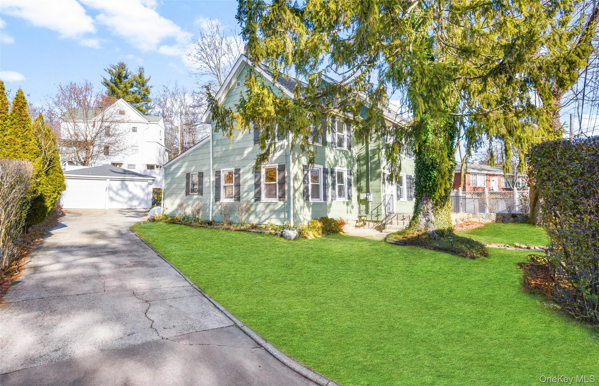 Single Family Old White Plains  Westchester County, NY 10591, MLS-935362-3