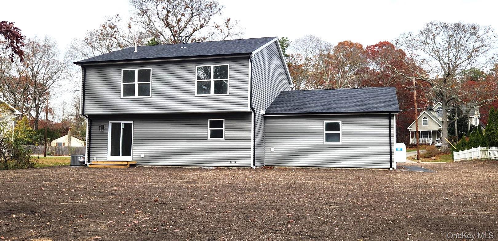 Single Family Kingsland  Suffolk County, NY 11967, MLS-935373-15