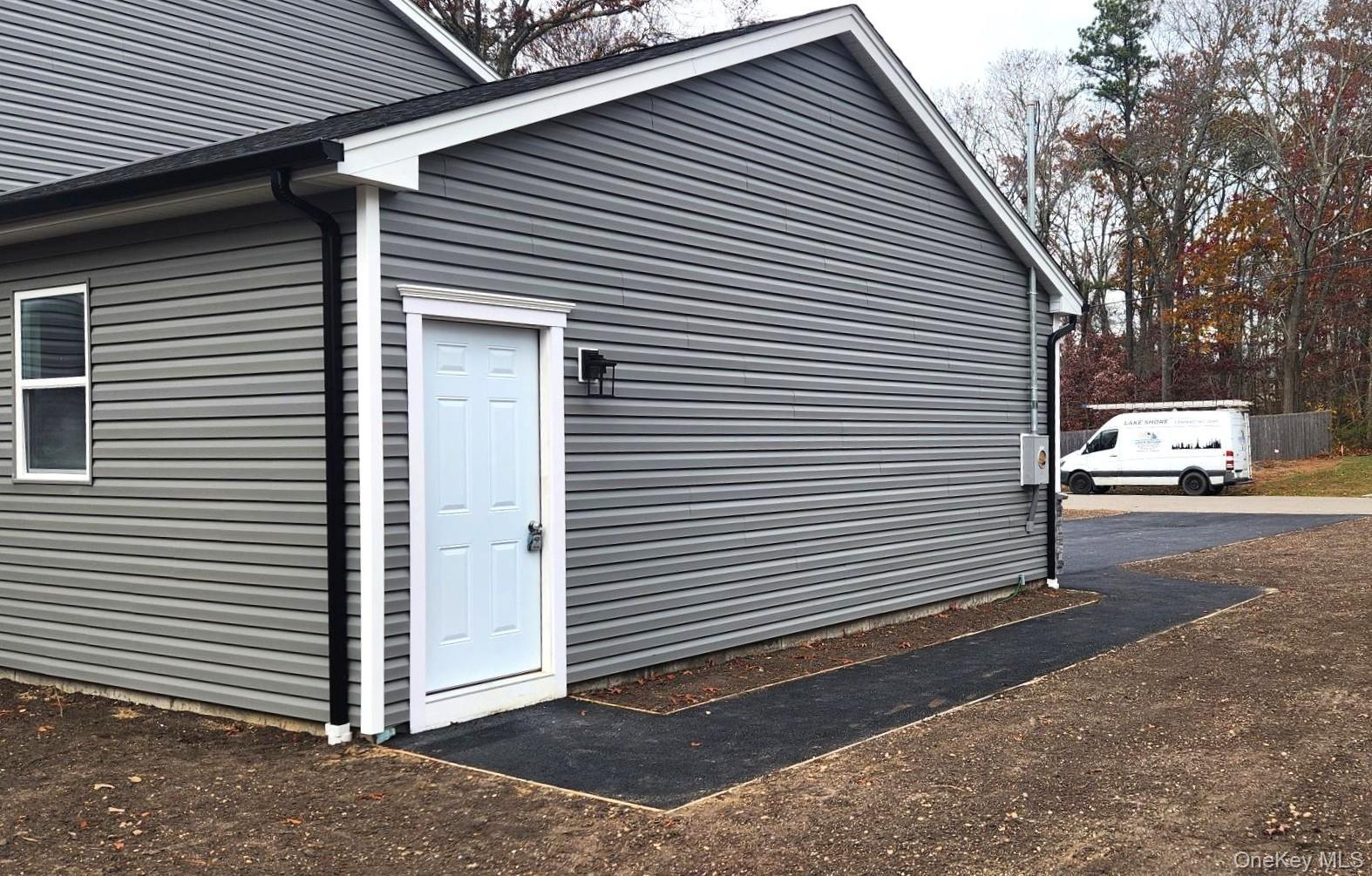 Single Family Kingsland  Suffolk County, NY 11967, MLS-935373-16