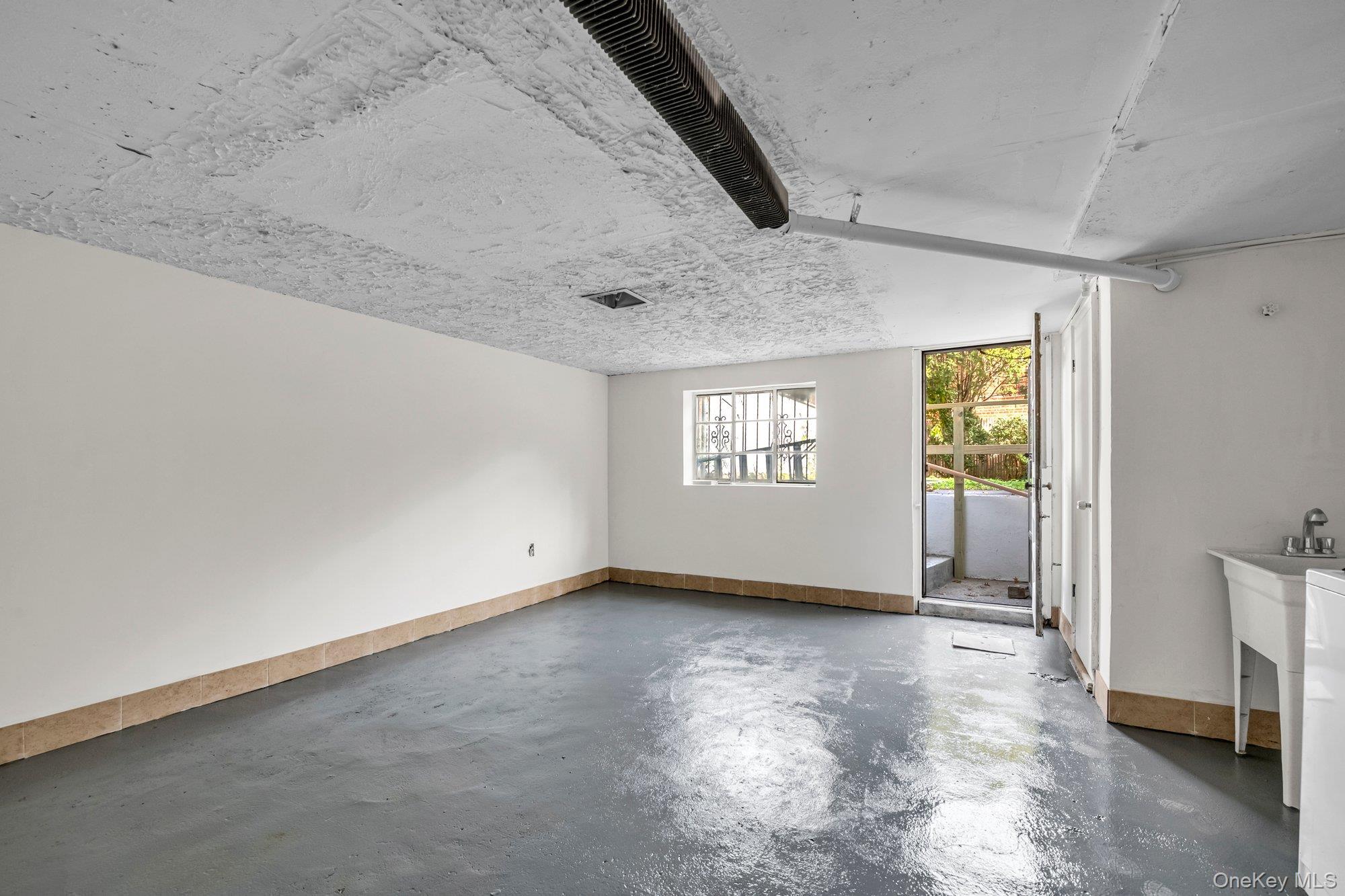 Single Family Edison  Bronx, NY 10461, MLS-935406-13