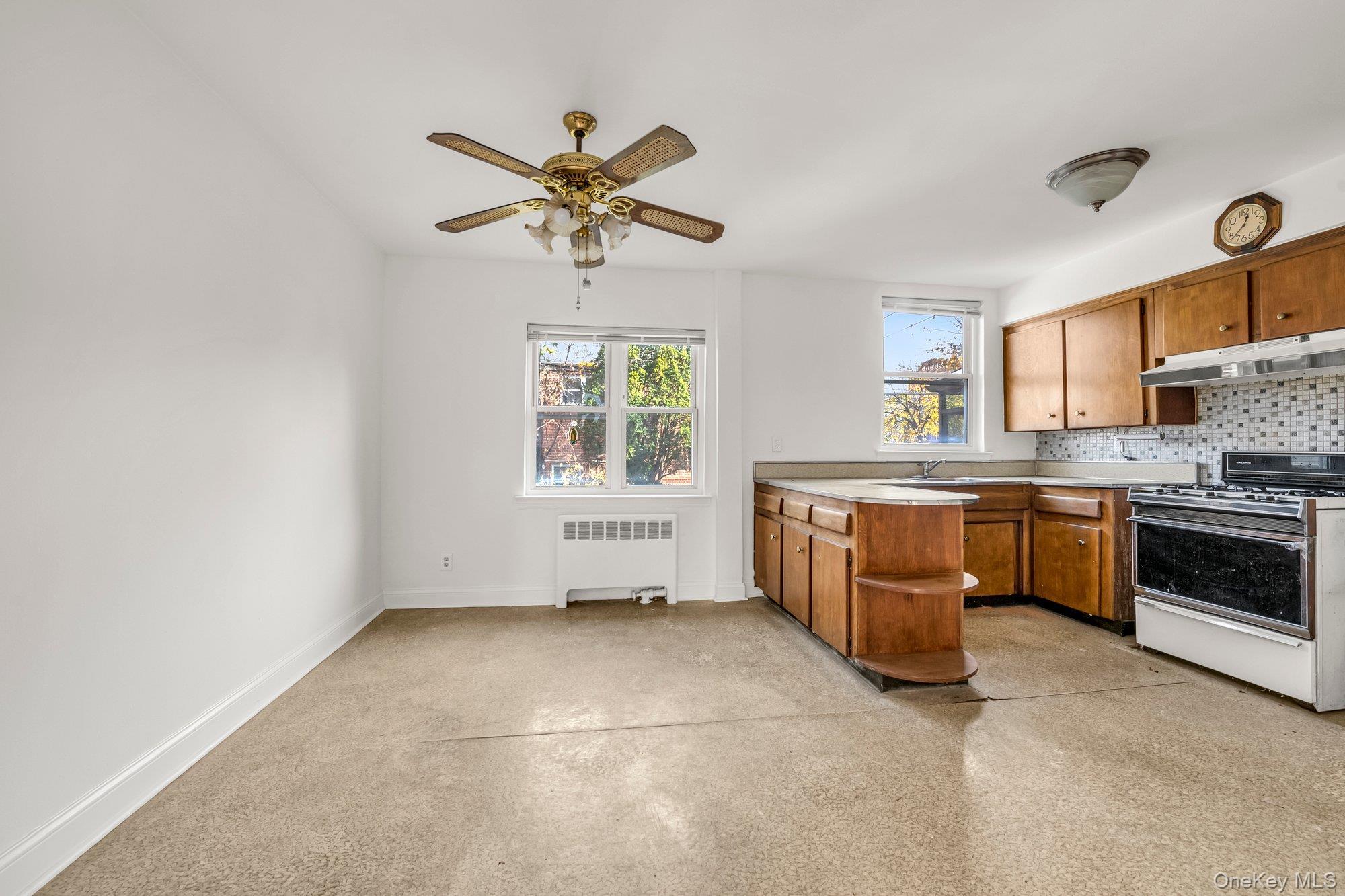 Single Family Edison  Bronx, NY 10461, MLS-935406-5