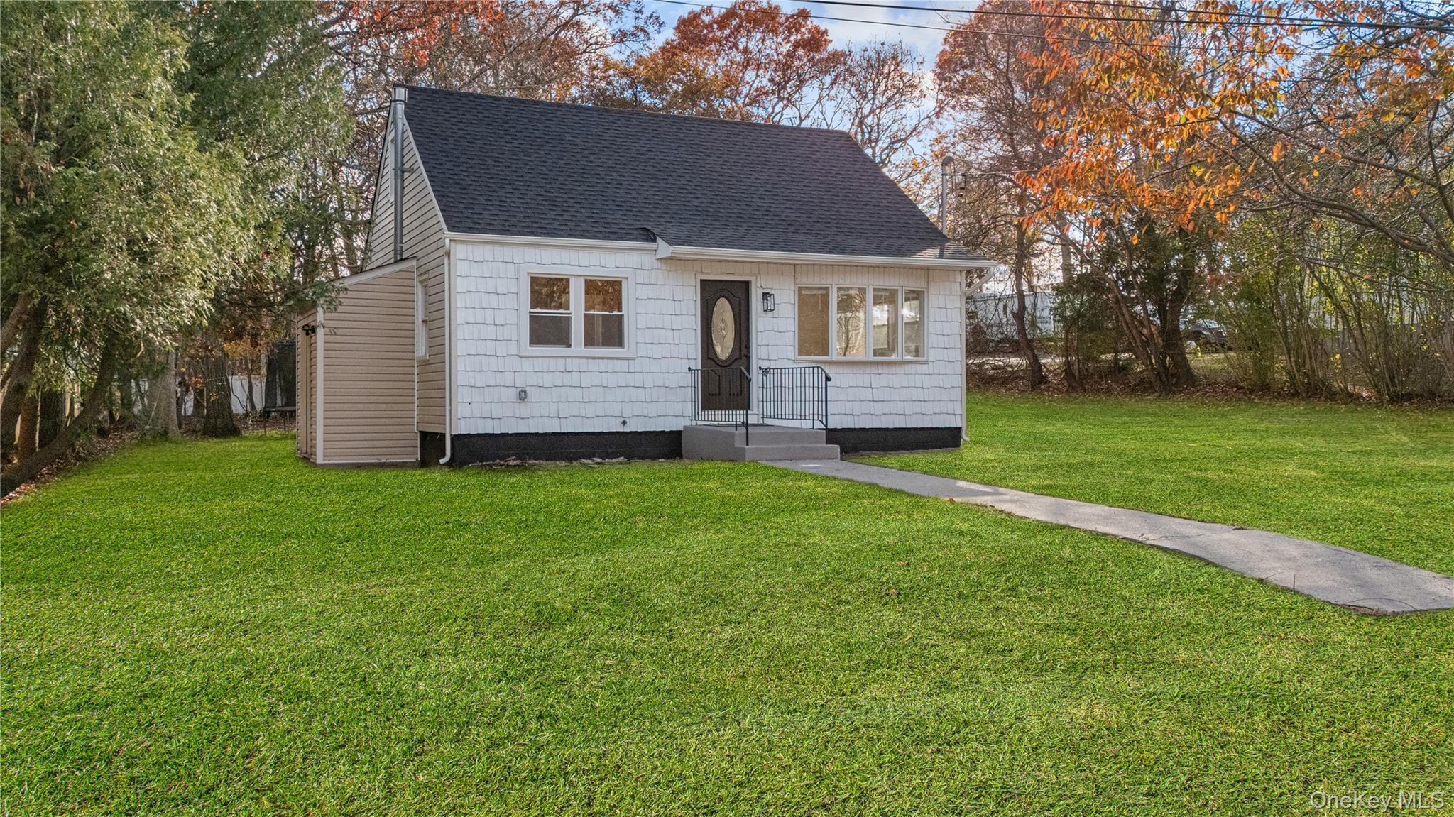 Single Family Carr  Suffolk County, NY 11727, MLS-935427-2