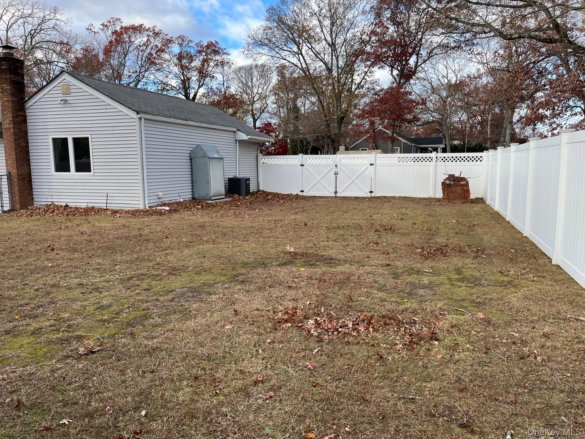 Single Family Pine  Suffolk County, NY 11755, MLS-935432-5