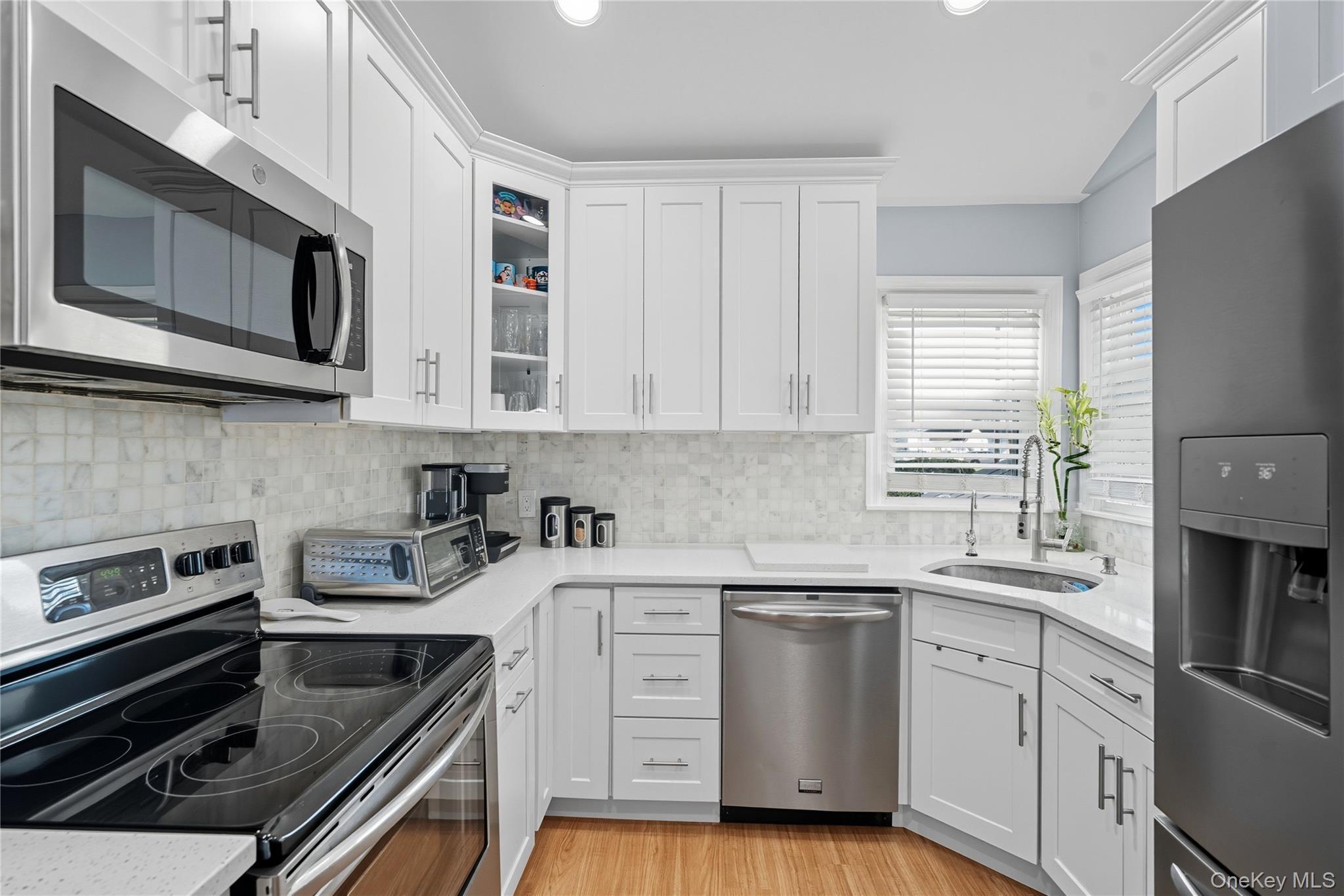 Single Family 5th  Nassau County, NY 11714, MLS-935446-10