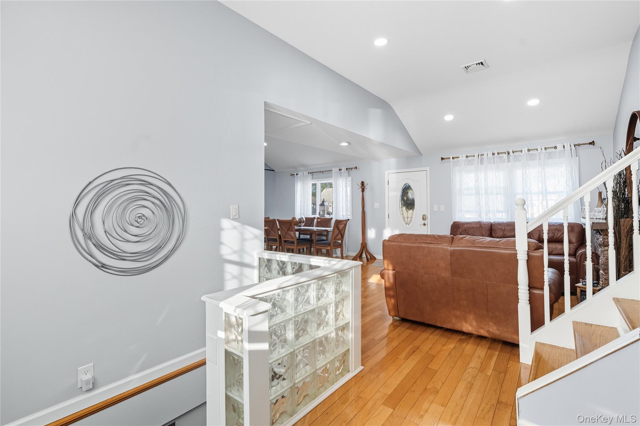 Single Family 5th  Nassau County, NY 11714, MLS-935446-11