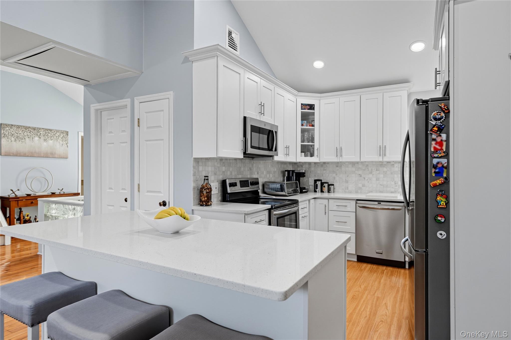 Single Family 5th  Nassau County, NY 11714, MLS-935446-9