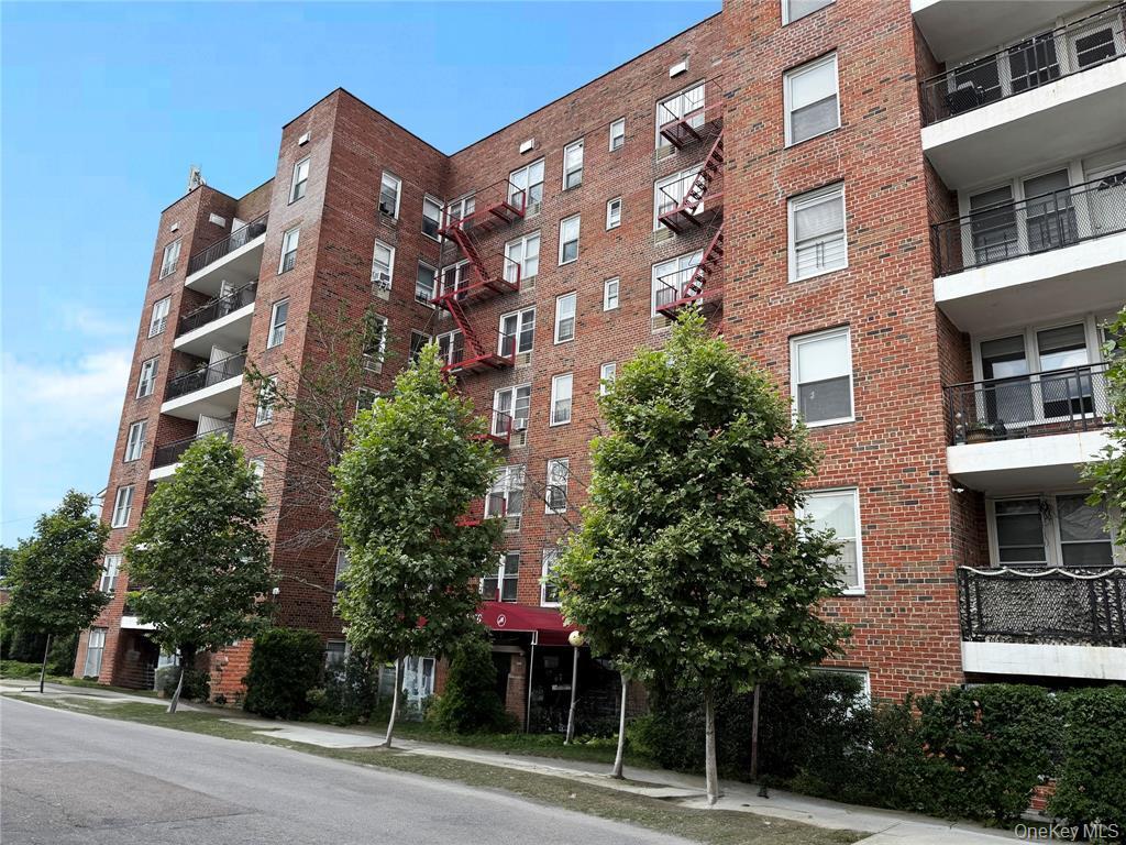 Coop 129 St  Queens, NY 11415, MLS-935474-12