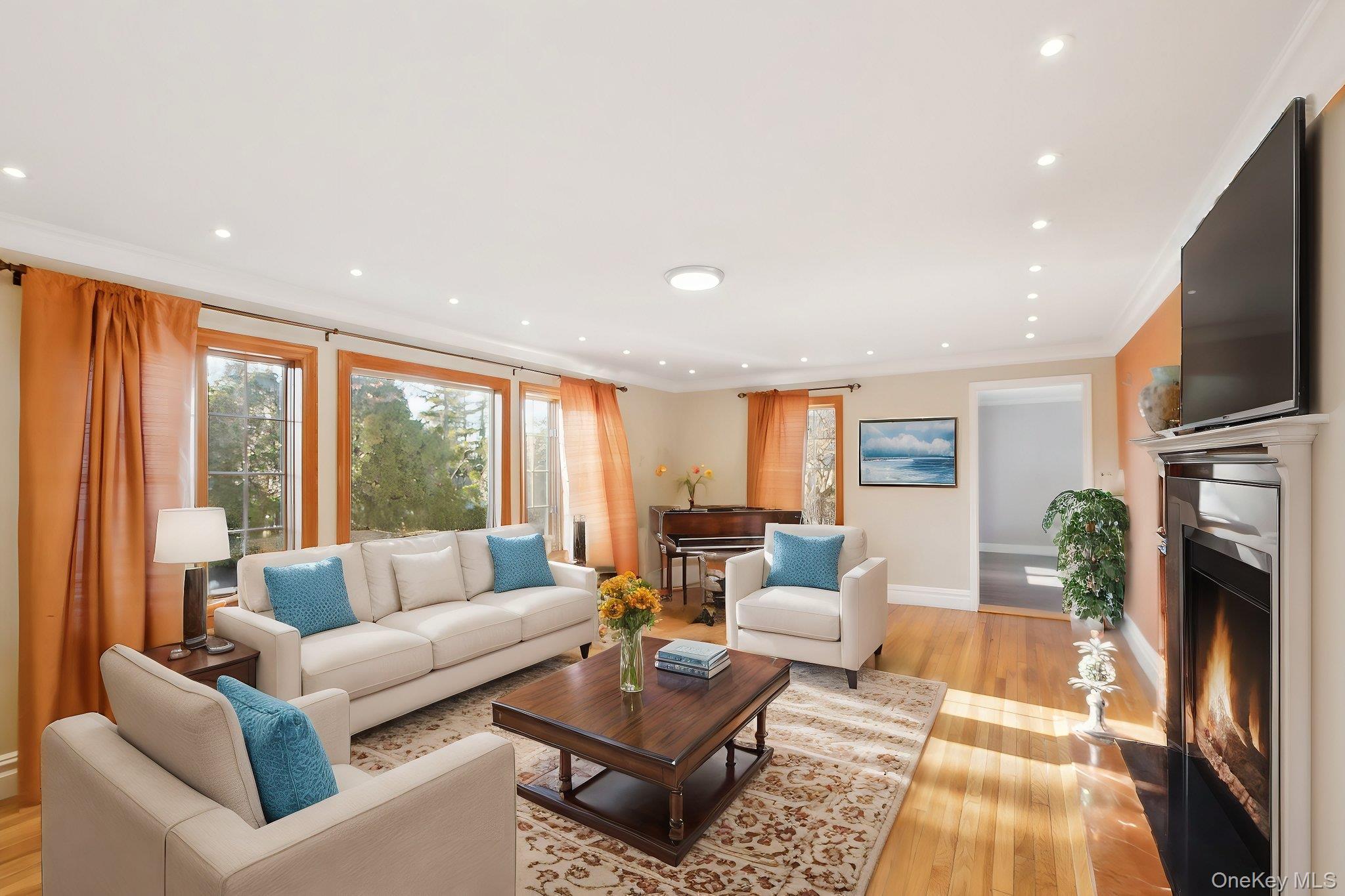 Single Family Harbor Nassau County, NY 11557, MLS-935519-4