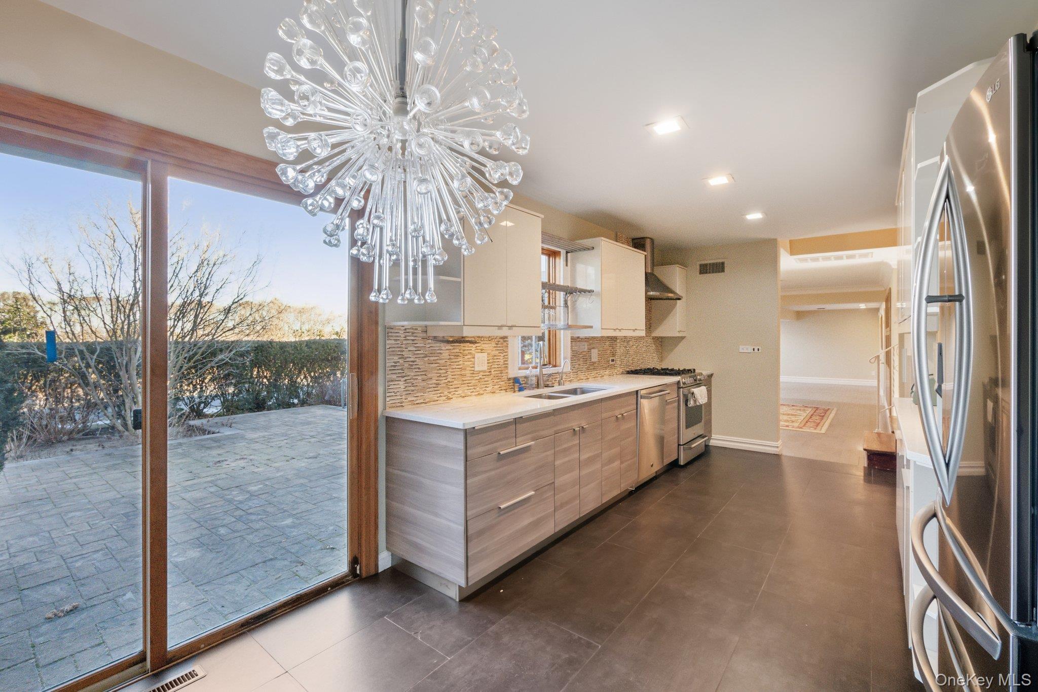 Single Family Harbor Nassau County, NY 11557, MLS-935519-7