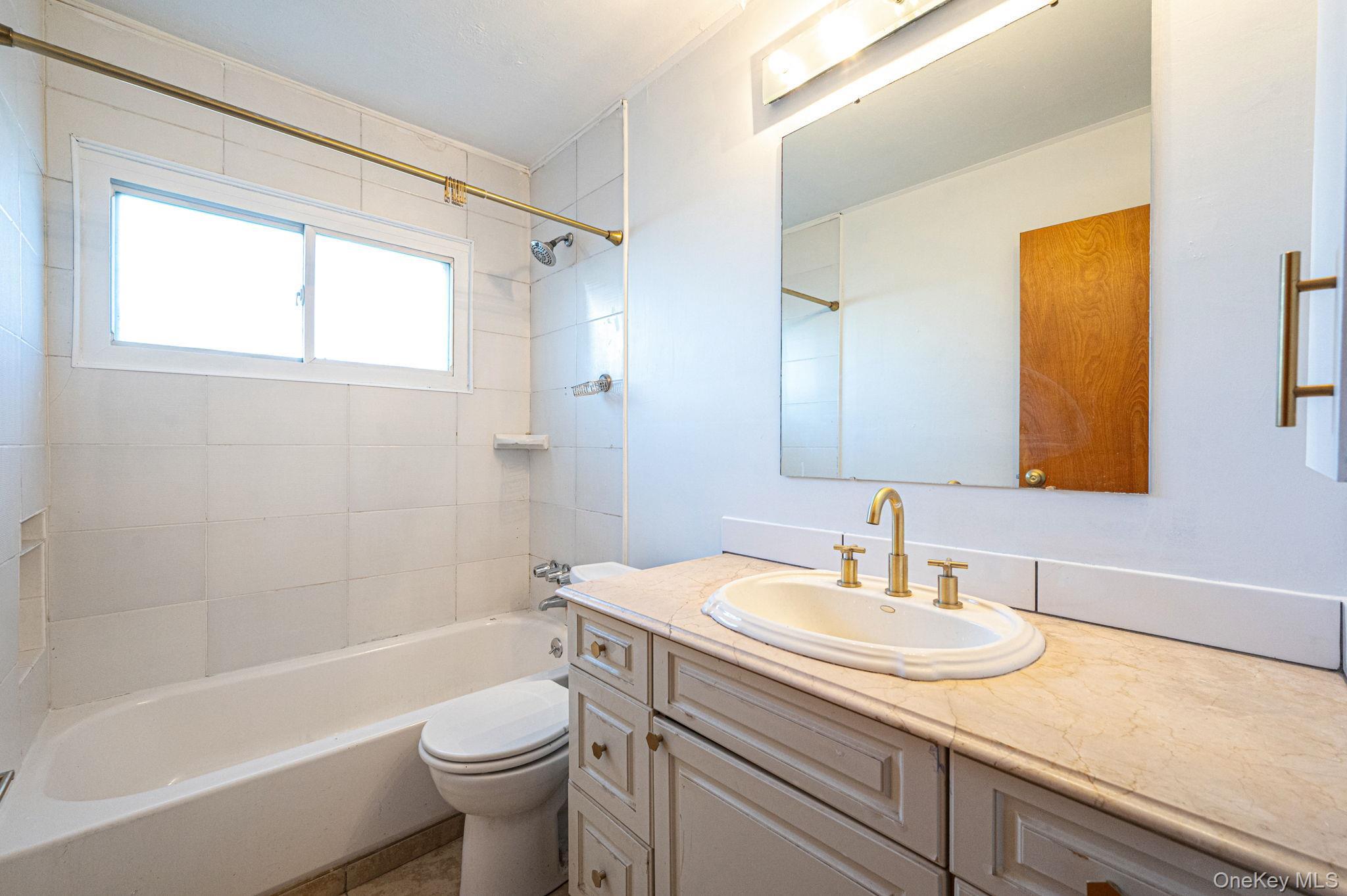 Single Family Blacksmith Nassau County, NY 11756, MLS-935546-10