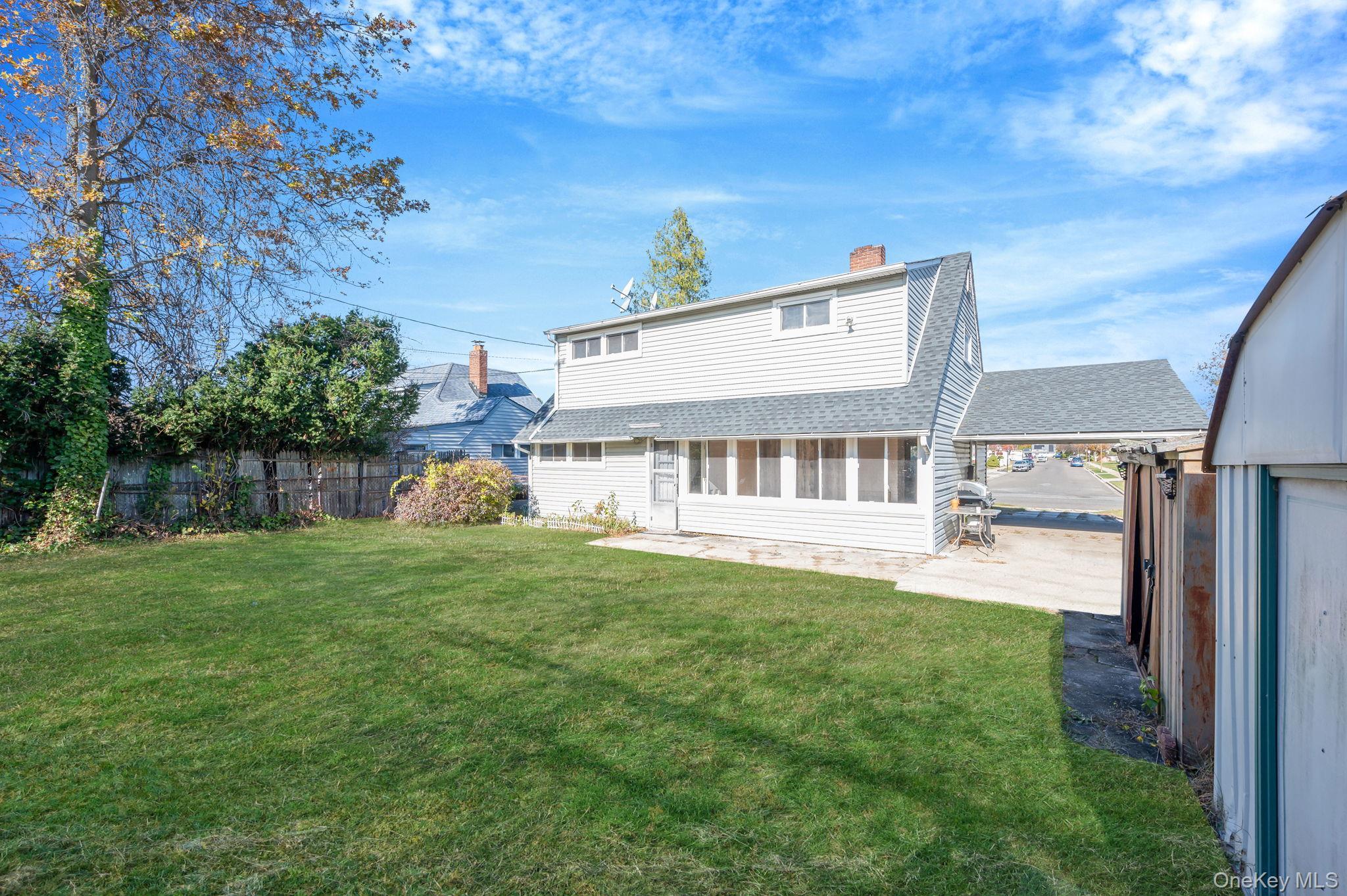 Single Family Blacksmith Nassau County, NY 11756, MLS-935546-25