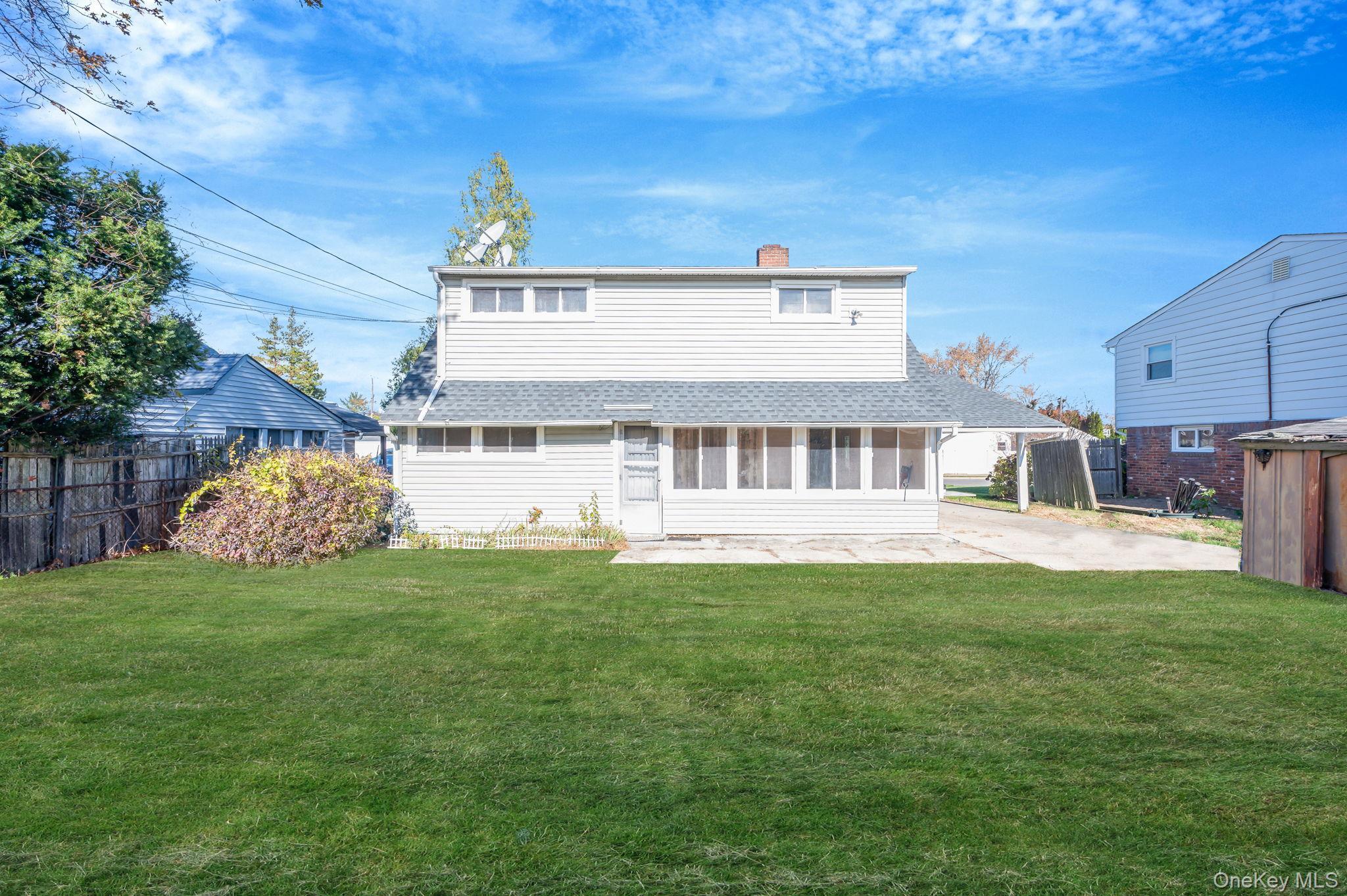 Single Family Blacksmith Nassau County, NY 11756, MLS-935546-26