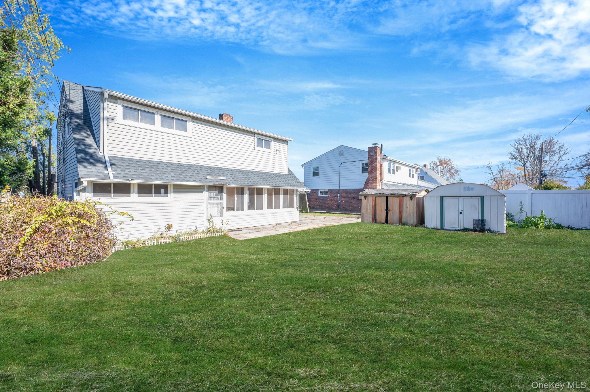 Single Family Blacksmith Nassau County, NY 11756, MLS-935546-27